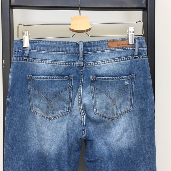 Adorable comfy CK jeans - Picture 5 of 8